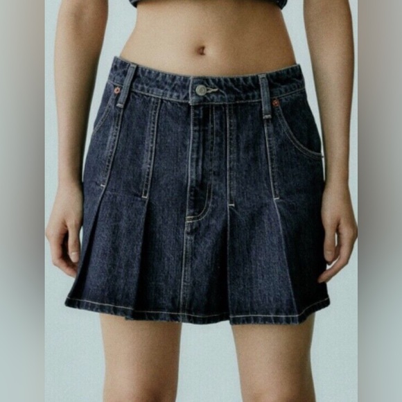 ZARA  Pleated Mini Denim Skirt size extra small - Picture 2 of 11